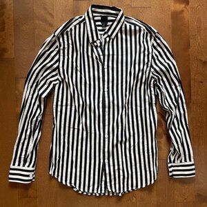 *SOLD* H&M black & white stripe button down shirt size M